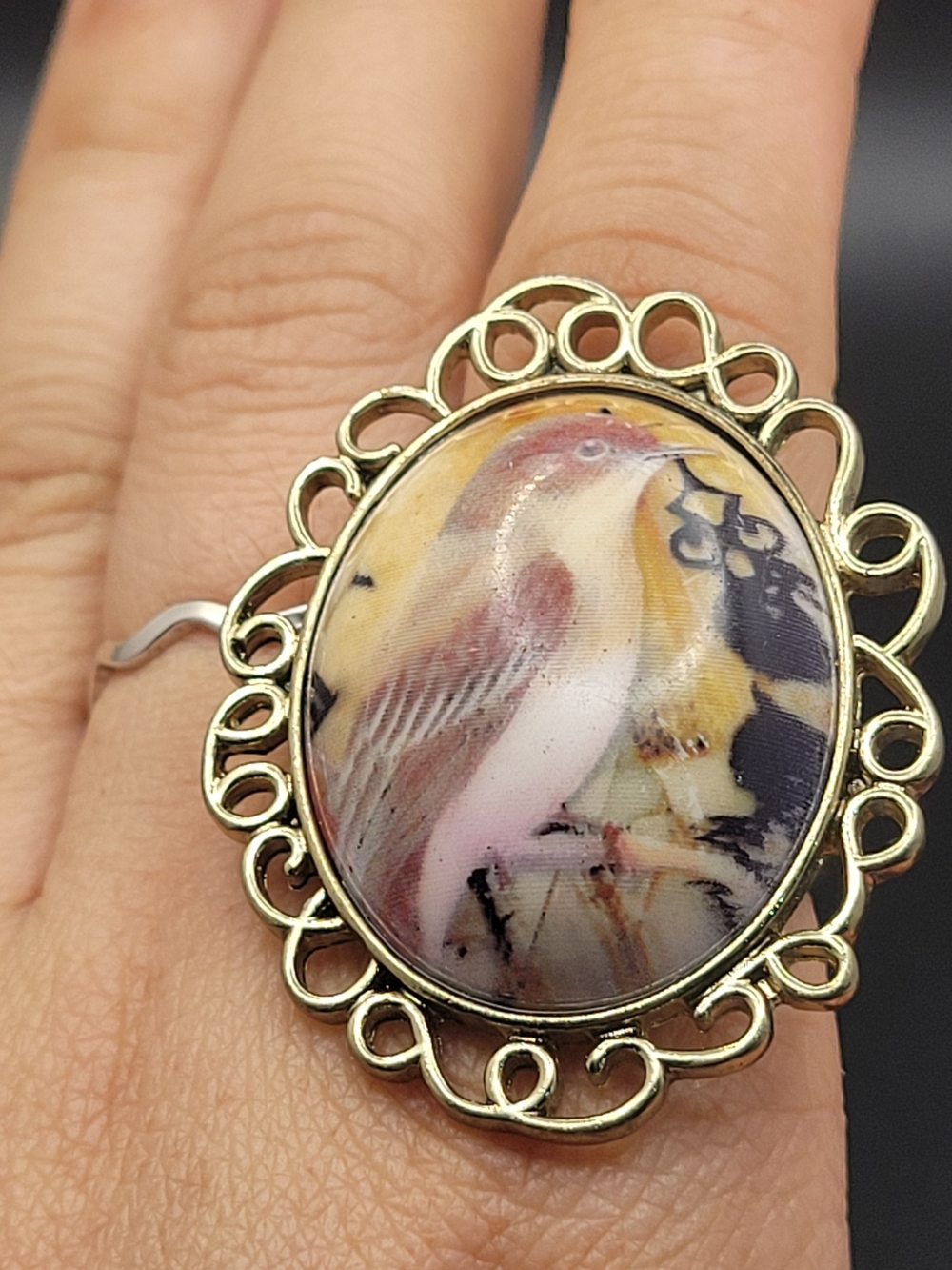 Vintage Style Gold Tone Cocktail Ring Bird Motif Cabochon Filigree